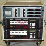 24-Kanal Dimmer-Rack mit Stromverteiler