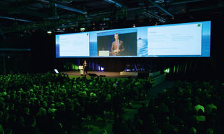 Bühne mit Displays