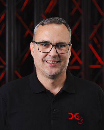 Thorsten Tscharf