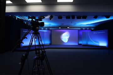 blue shining studio with Screens